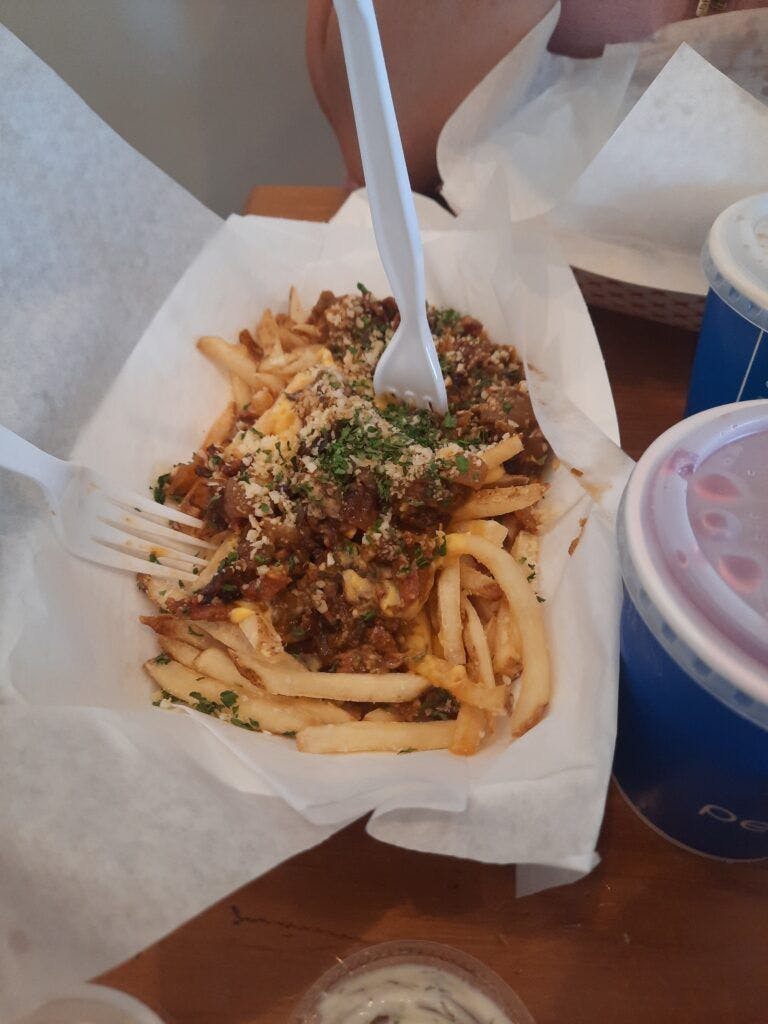 inclined-burgers-and-brews-003