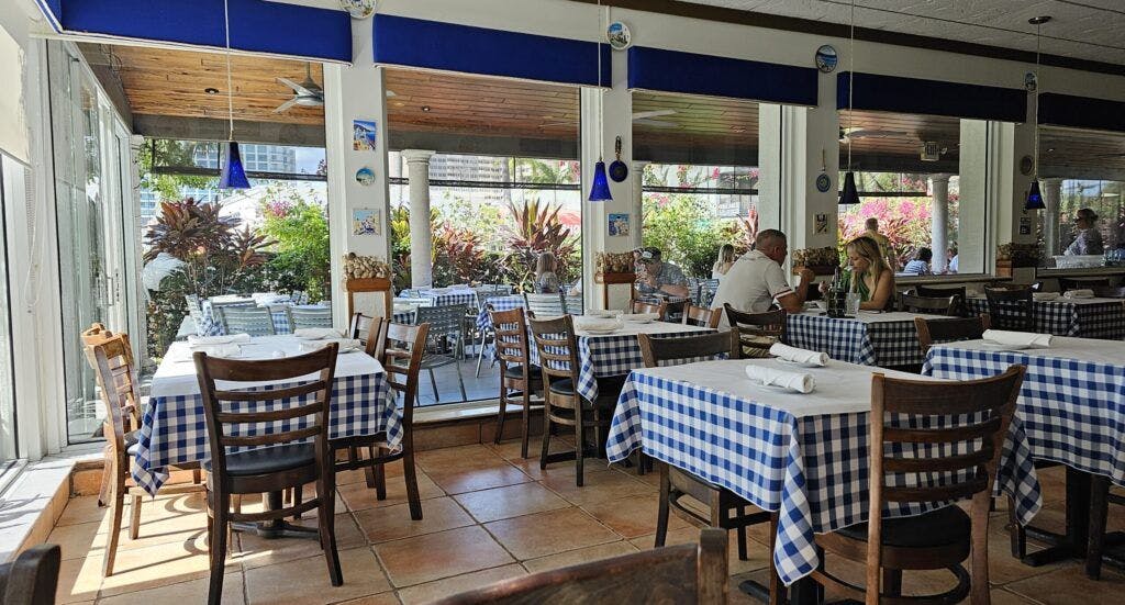 greek-islands-taverna-003
