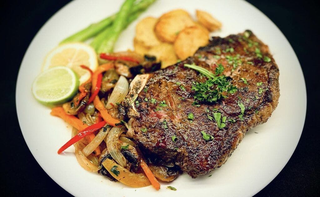 the-etna-rosso-ristorante-003