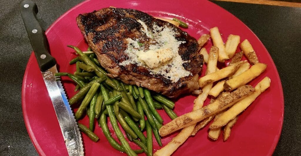 amos-mosquito-s-restaurant-003