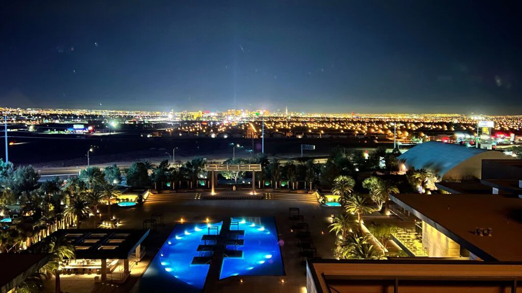 m-resort-spa-and-casino-001