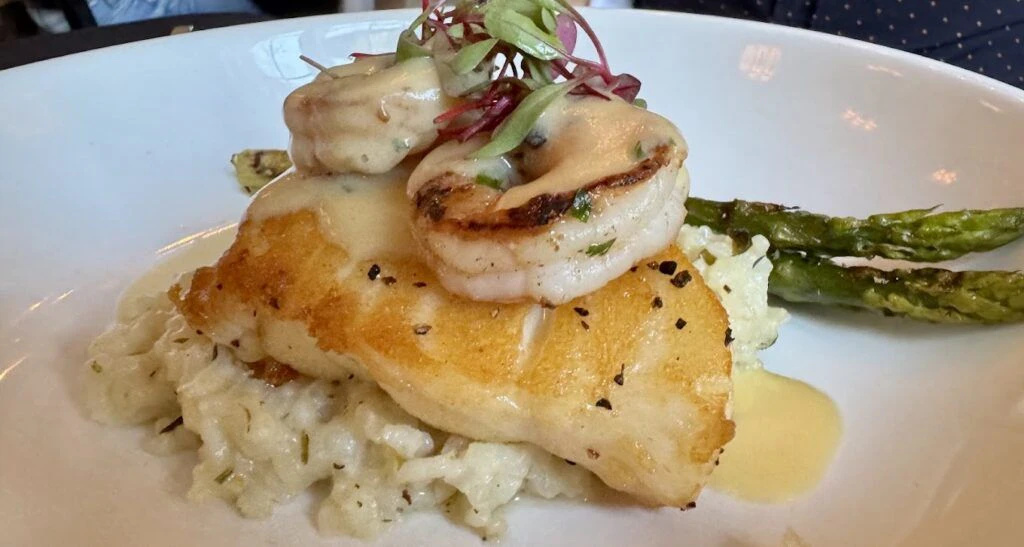 vic-s-on-the-river-003