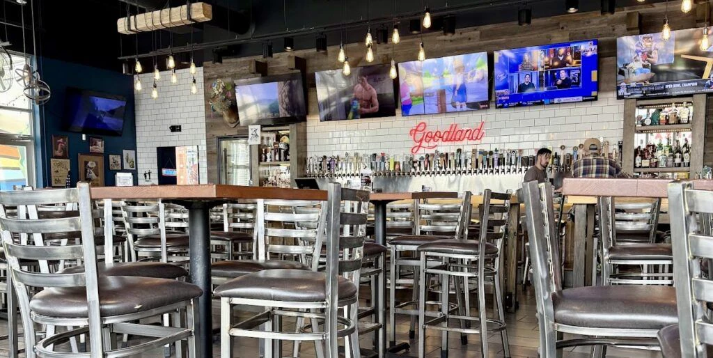 goodland-pour-house-001