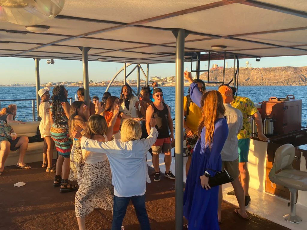 senorita-rita-sunset-cruise-031