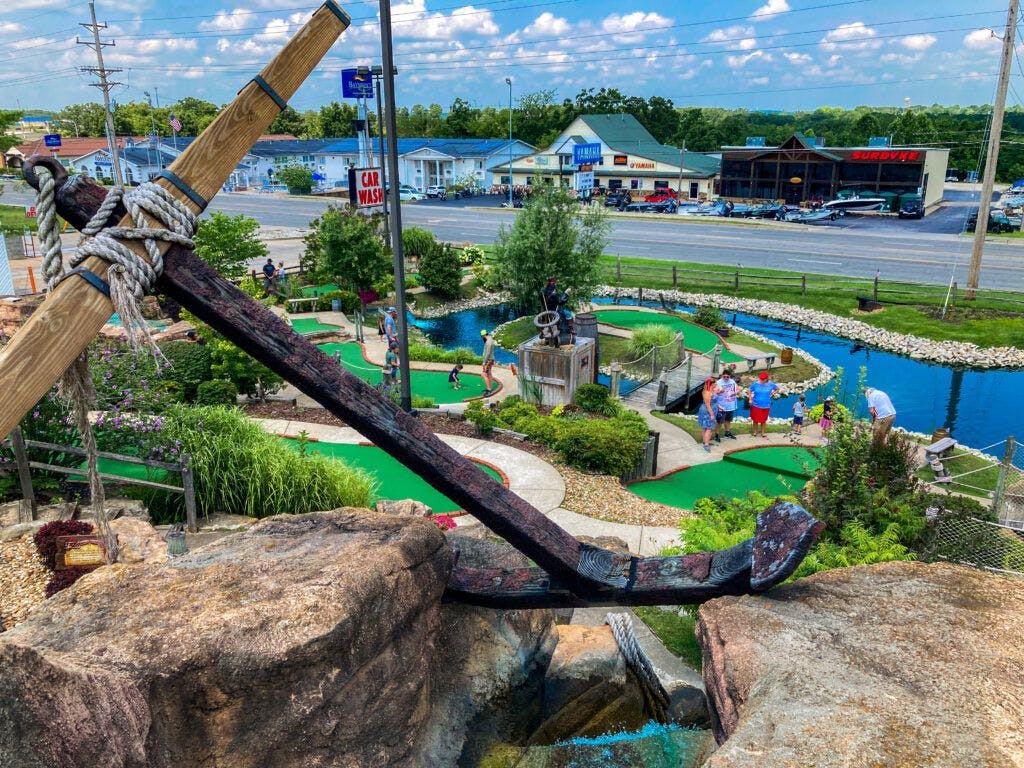 pirate-s-cove-adventure-golf-004