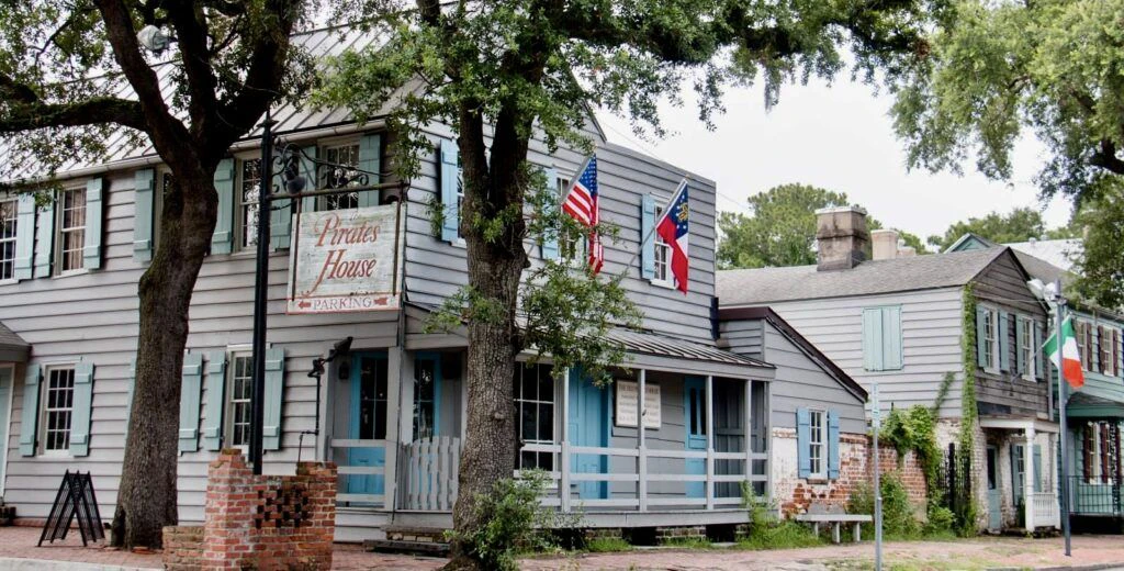 the-pirates-house-001