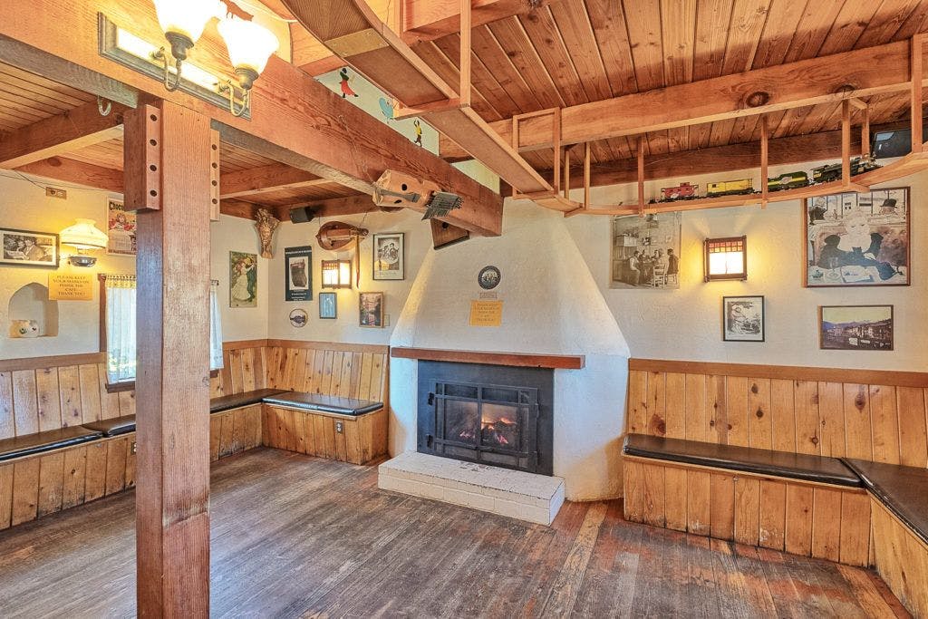 cafe-mokka-finnish-country-saunas-and-hot-tubs-002