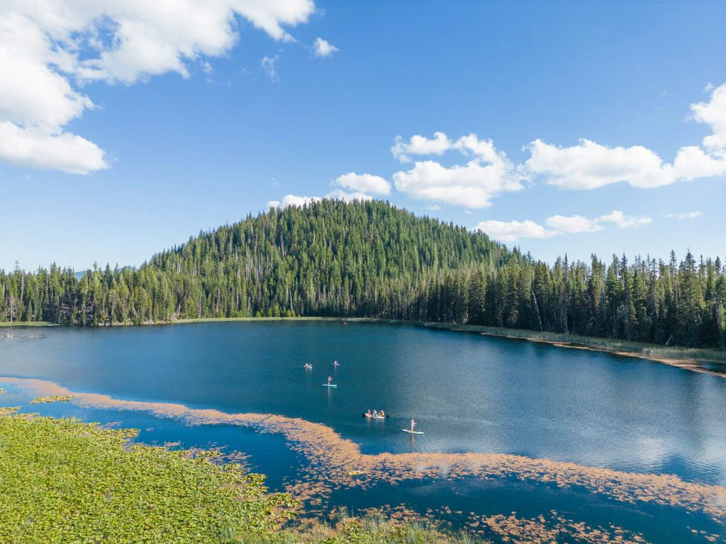 brews-and-views-canoe-tour-cascade-lakes-by-wanderlust-tours-004