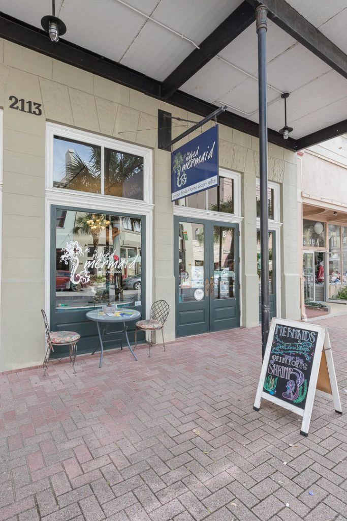 the-naked-mermaid-004