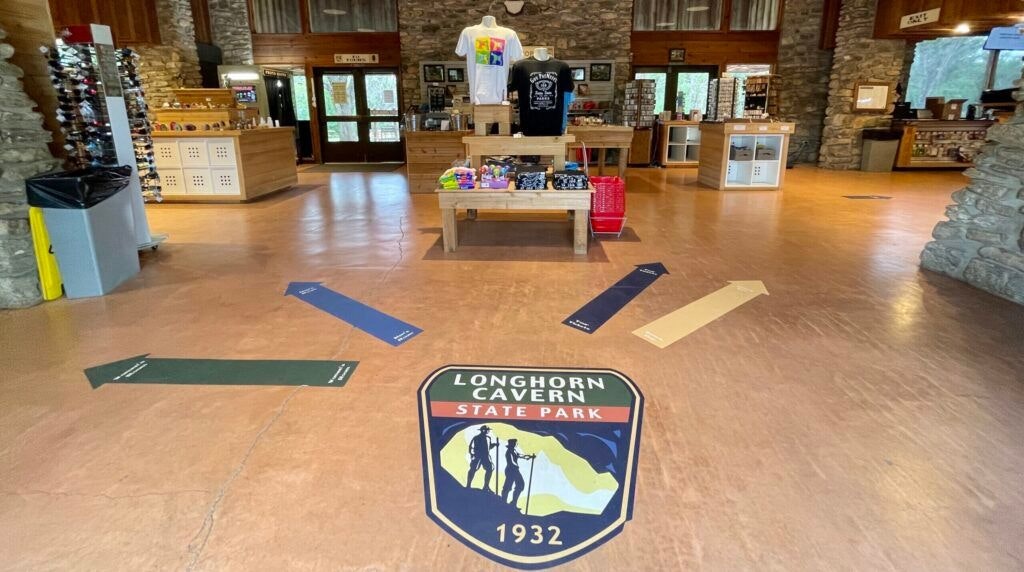 longhorn-cavern-state-park-001