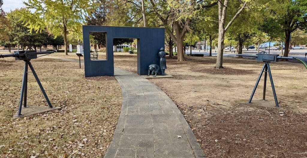 kelly-ingram-park-003