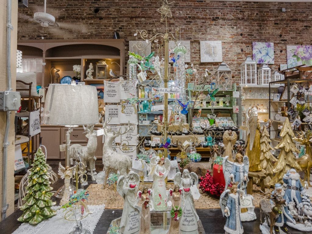 peanut-butter-warehouse-boutique-008