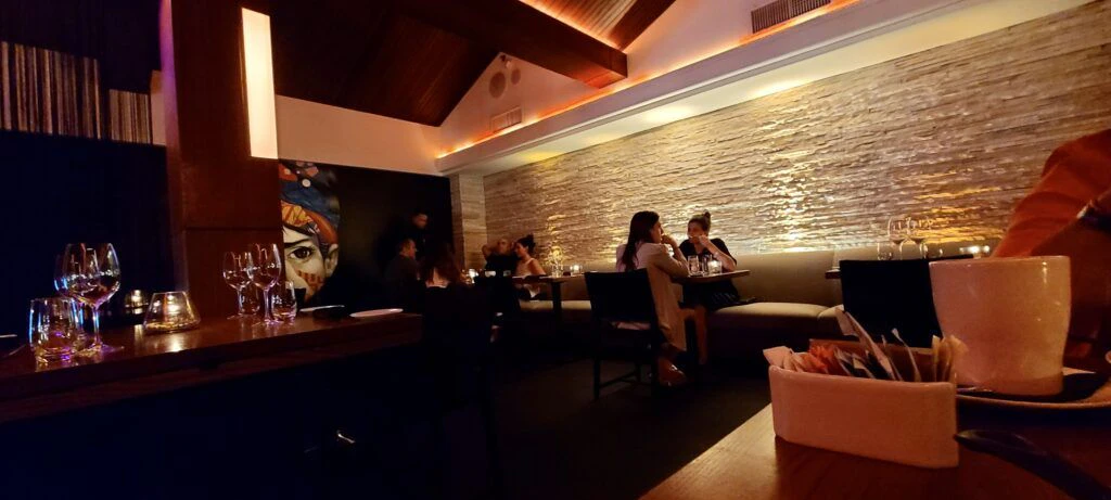 lg-smith-s-steak-and-chop-house-001