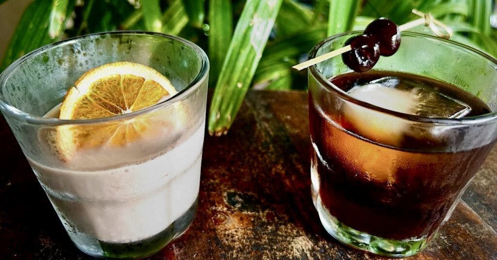 corkscrew-bar-and-grille-003