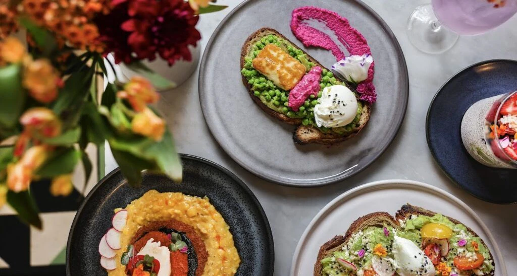 the-collins-quarter-002