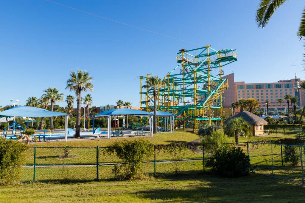 moody-gardens-pyramids-038