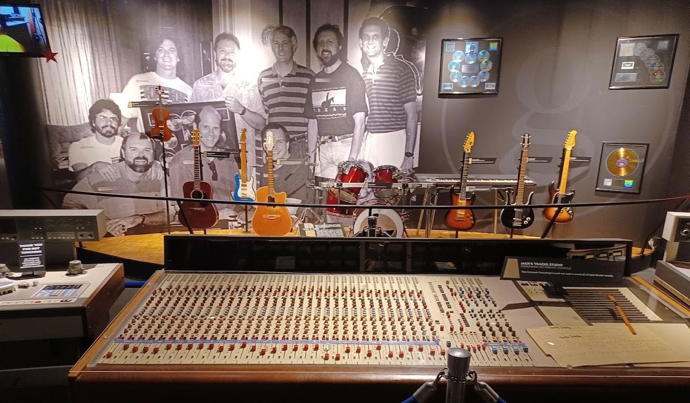 Musicians Hall of Fame & Museum 4.jpeg