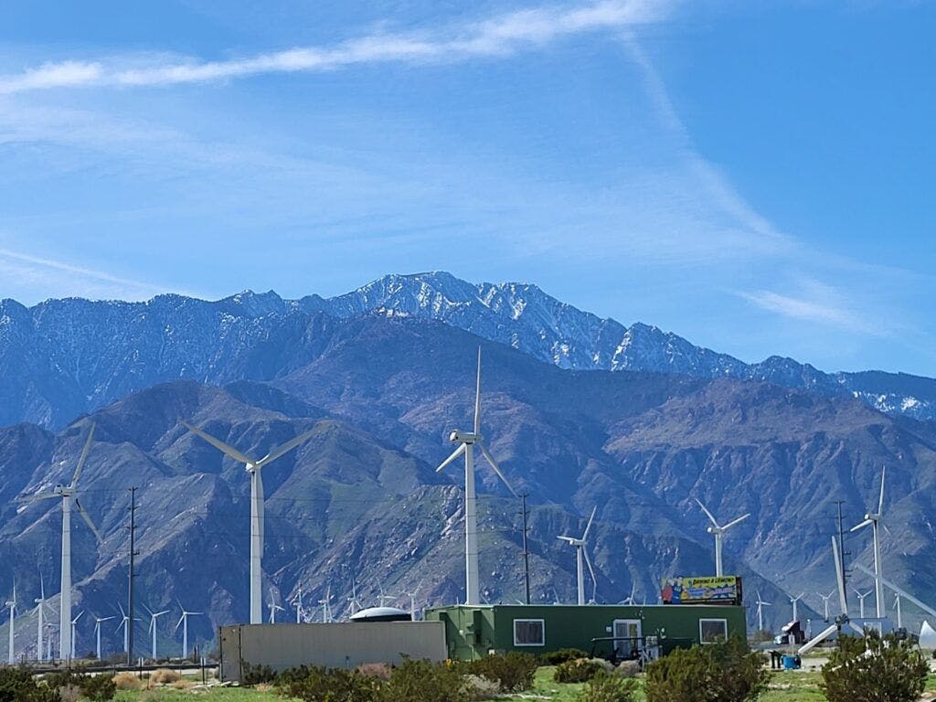 palm-springs-windmill-tours-003