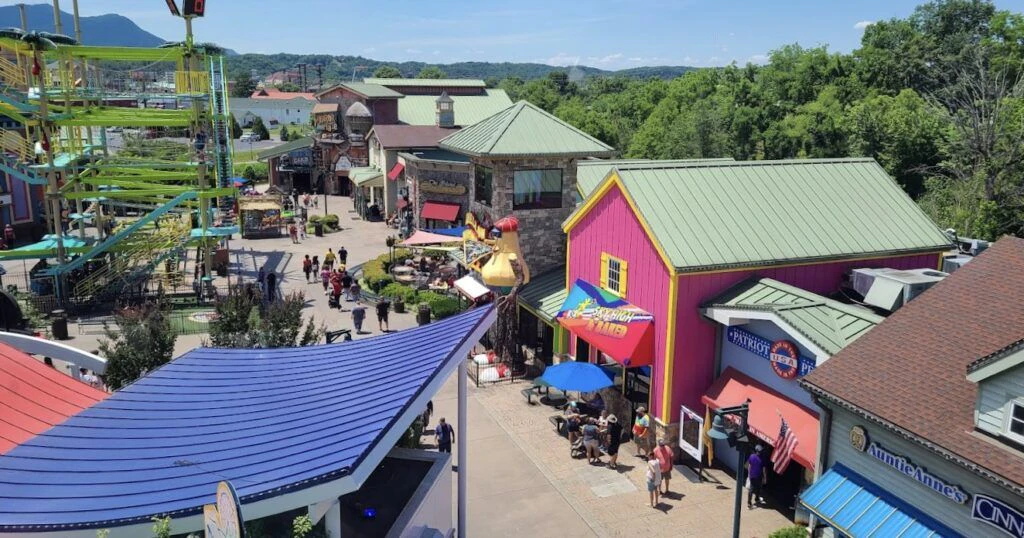 the-island-in-pigeon-forge-003