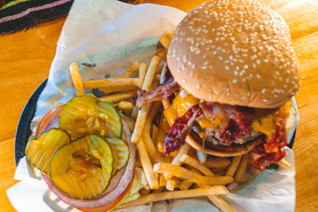 bryan-s-sports-bar-006