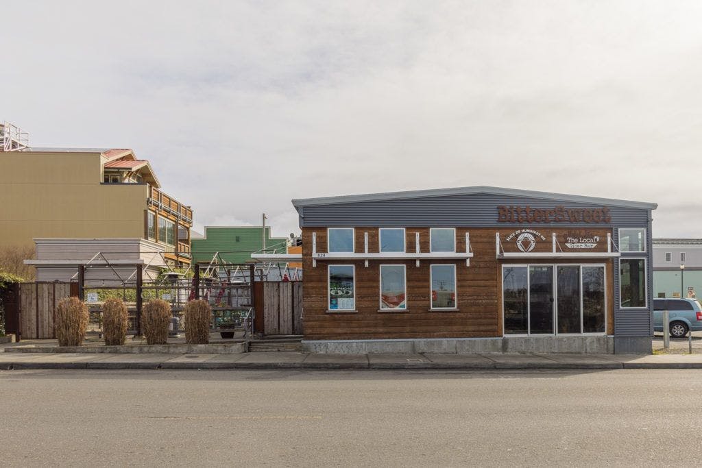 slice-of-humboldt-pie-and-local-cider-bar-003