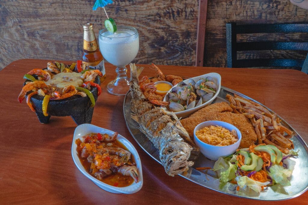 federico-s-sea-food-bar-and-grill-013