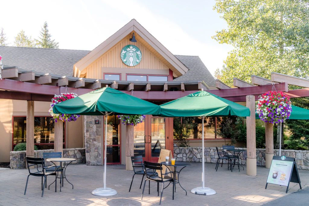 starbucks-at-the-village-001