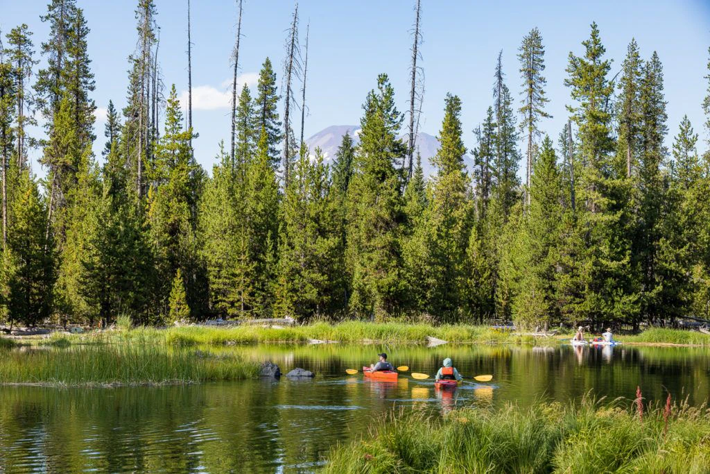 brews-and-views-canoe-tour-cascade-lakes-by-wanderlust-tours-040