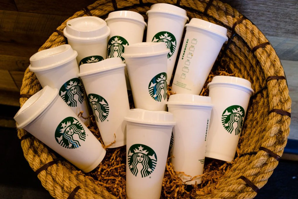starbucks-at-the-village-010