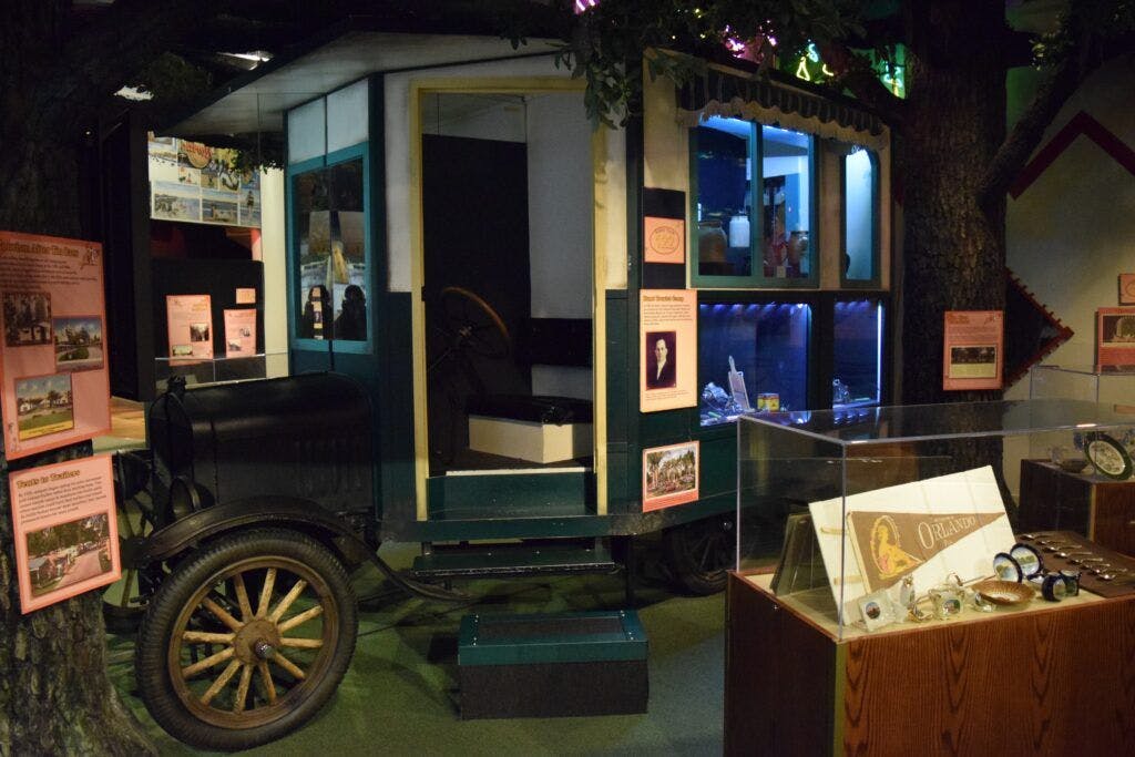 the-orange-county-regional-history-center-003