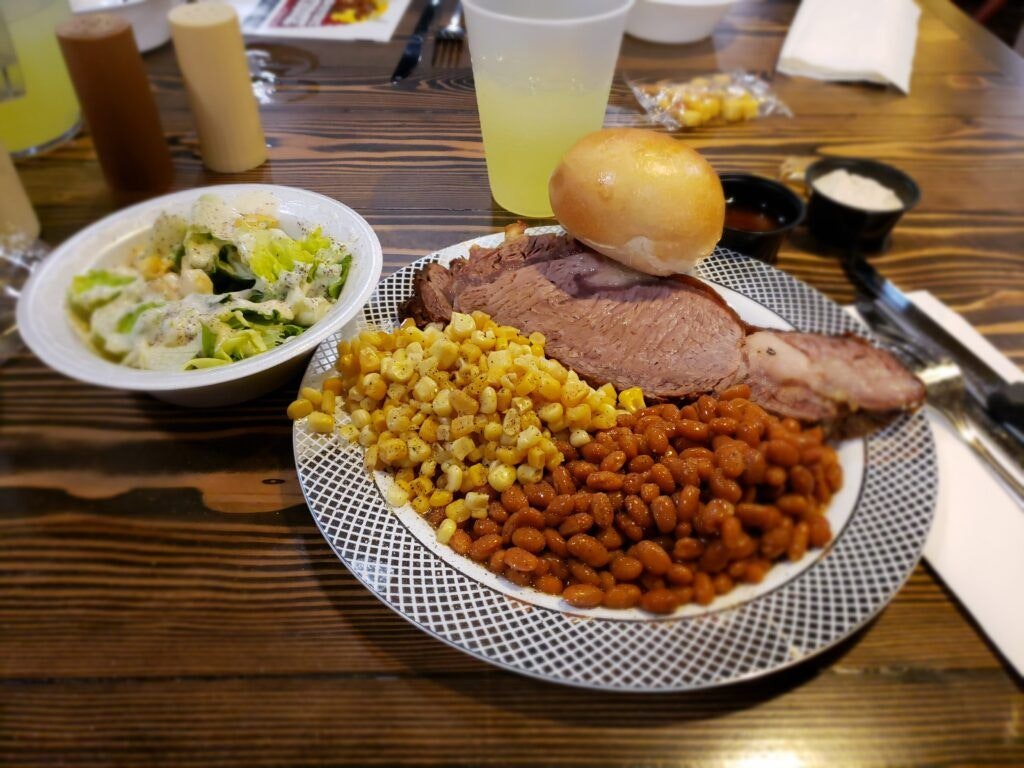 yellowstone-playhouse-at-island-park-003