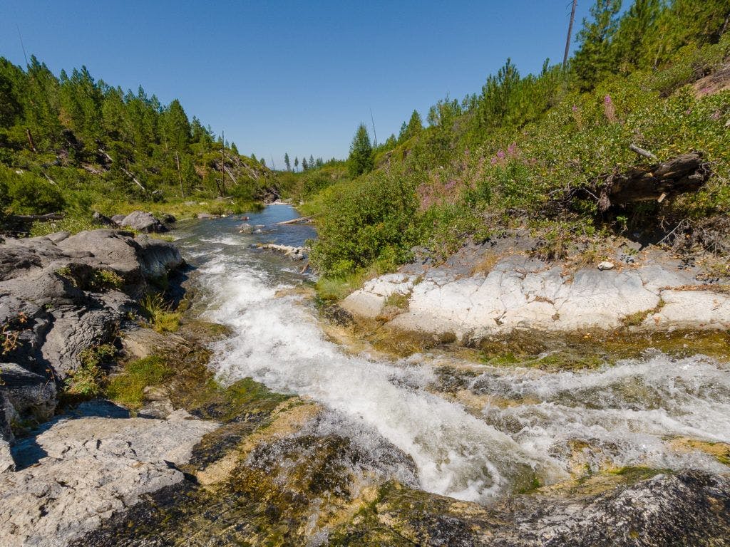 natural-water-slides-hike-and-paulina-plunge-tour-009