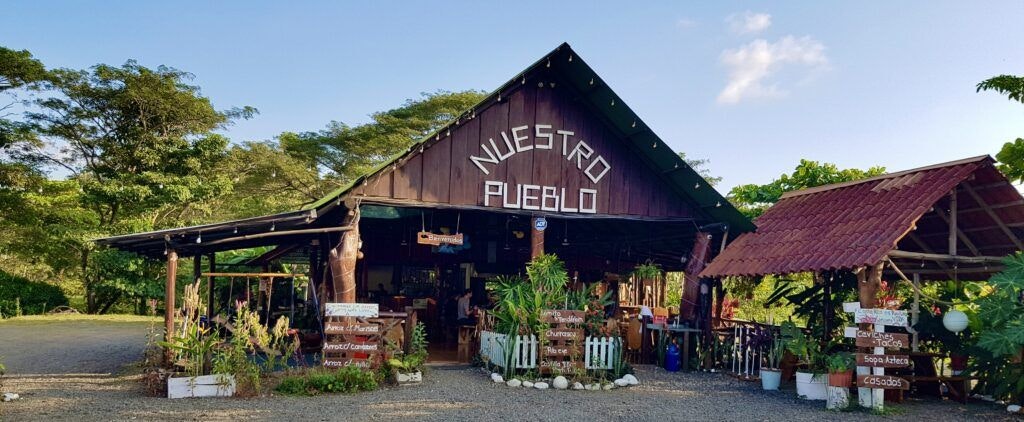 restaurante-nuestro-pueblo-001