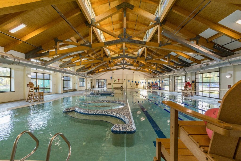 sharc-sunriver-homeowners-aquatic-and-recreation-center-002