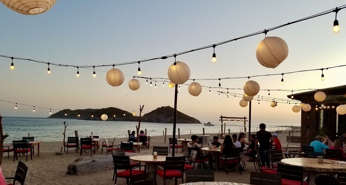 Sunset Bar and Grill 03.jpeg