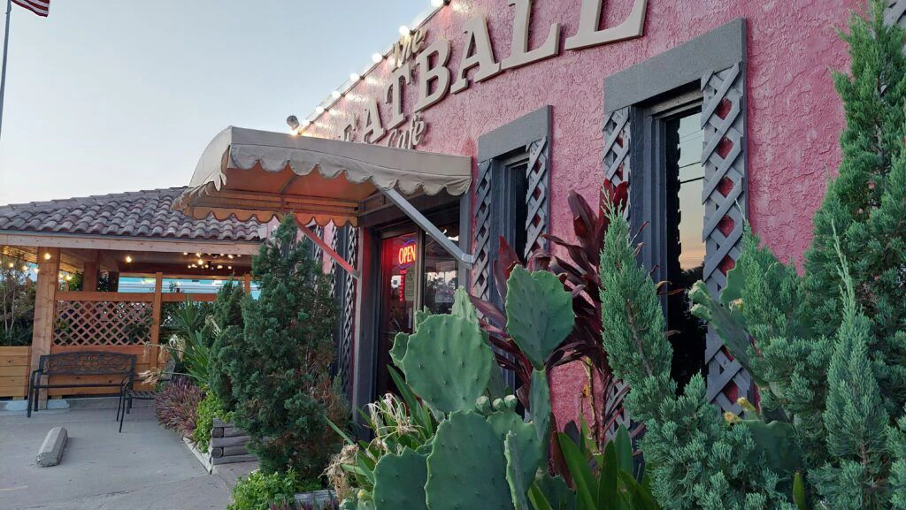 the-meatball-cafe-001