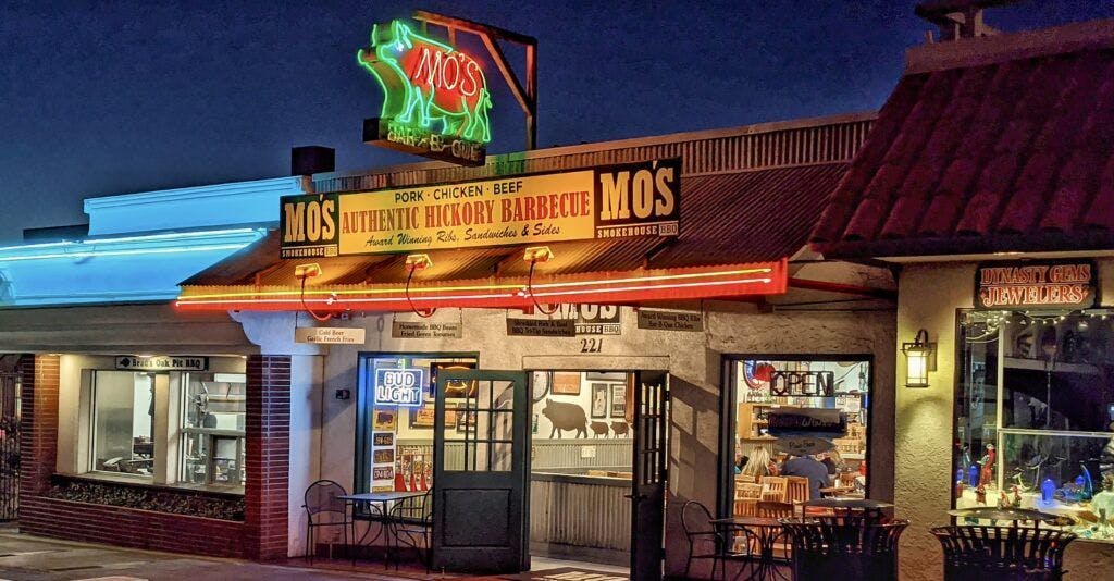 Mo's Smokehouse BBQ
