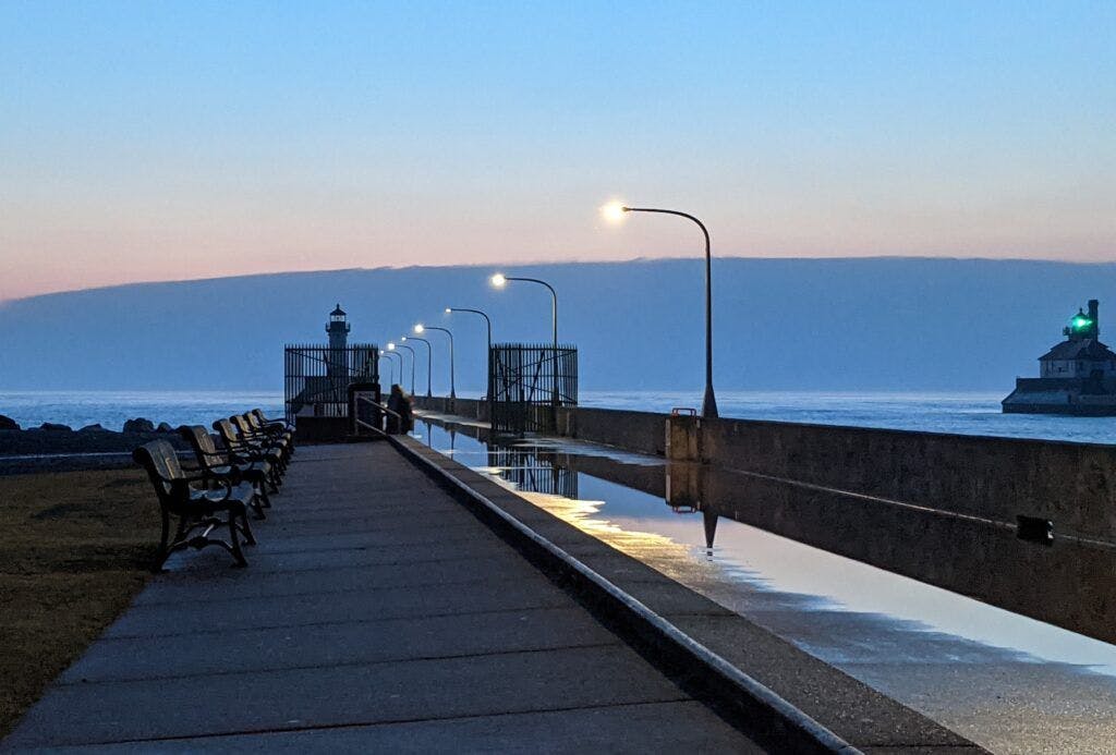 the-duluth-lakewalk-001