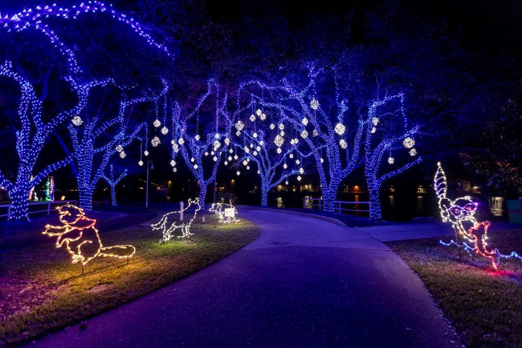 holiday-in-the-gardens-010