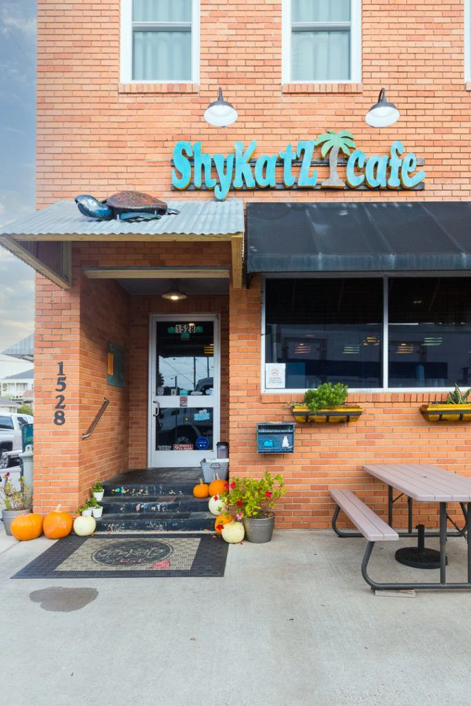 shykatz-cafe-and-bakery-026