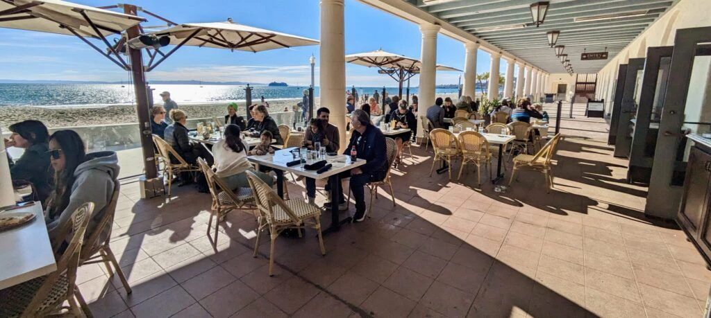 reunion-kitchen-drink-001