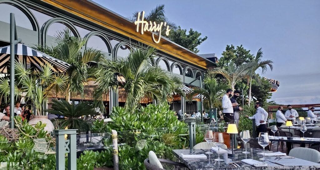 Harry’s Steakhouse & Raw Bar