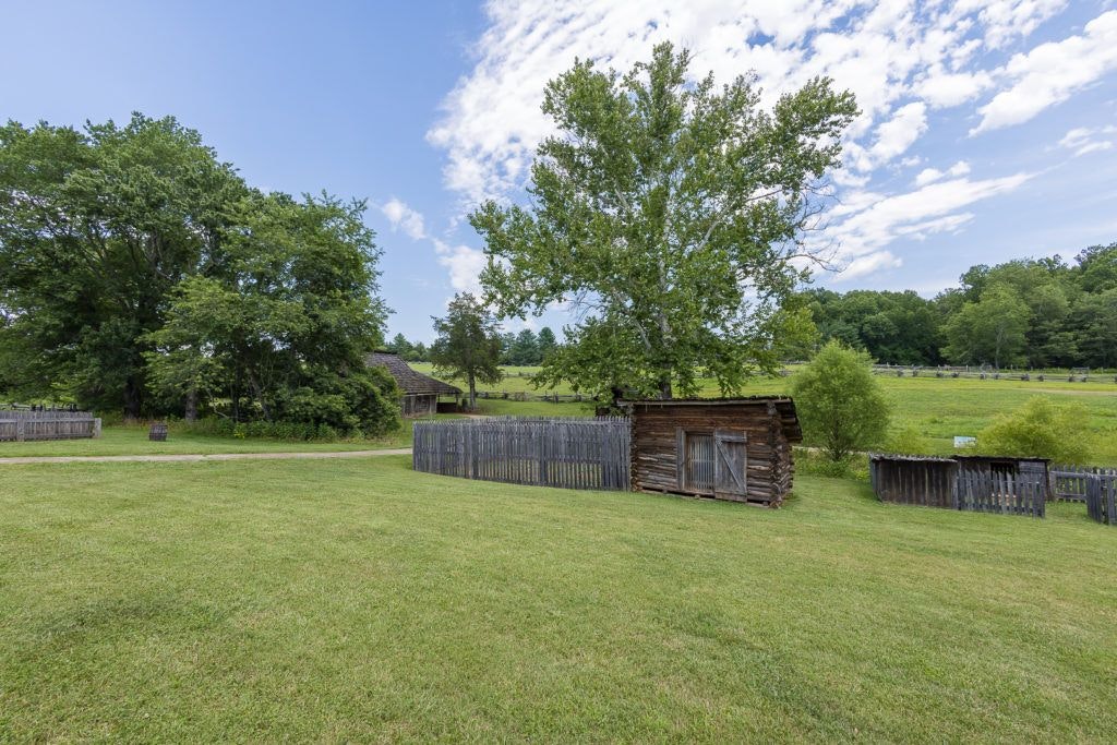 booker-t-washington-monument-025
