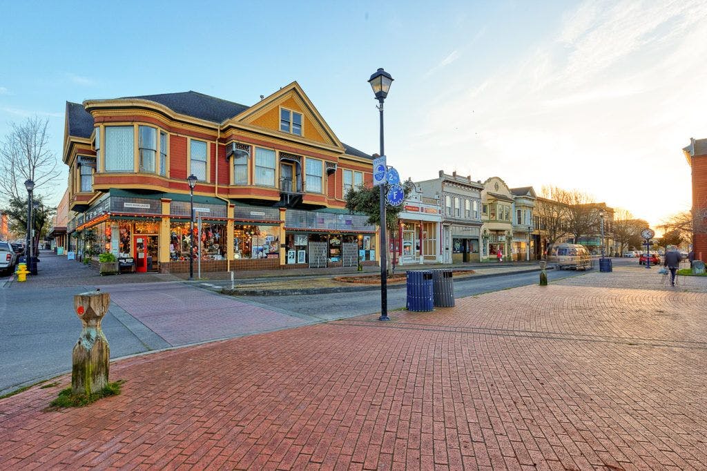 eureka-waterfront-and-old-town-021