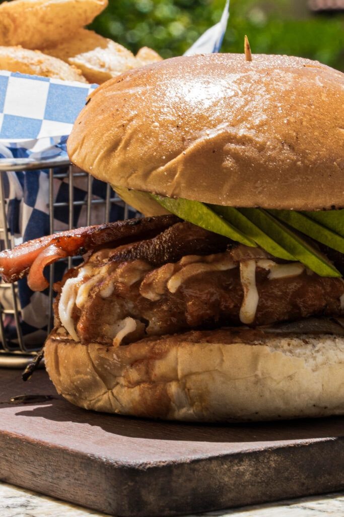 swim-pool-lounge-014