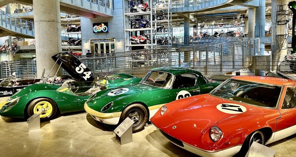 barber-vintage-motorsports-museum-004