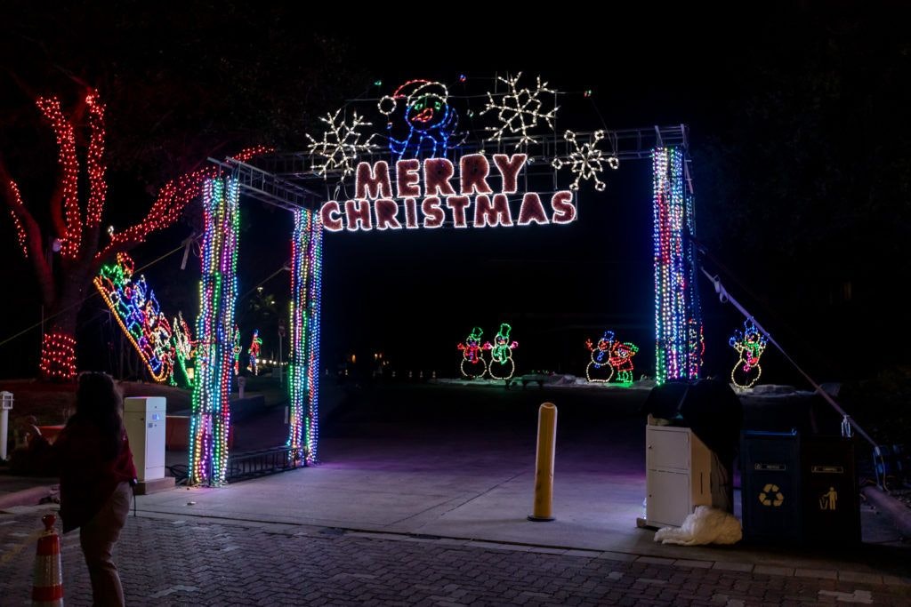 holiday-in-the-gardens-002