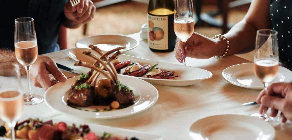 stephanie-inn-and-dining-002