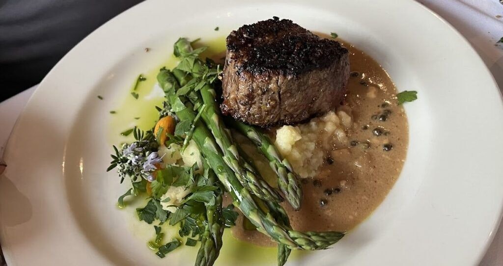 the-ledford-house-003