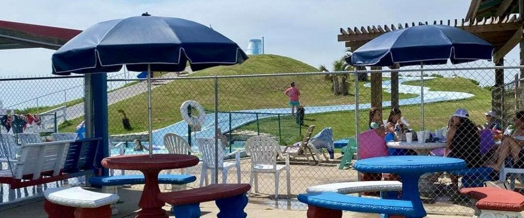 fun-spot-waterslide-004